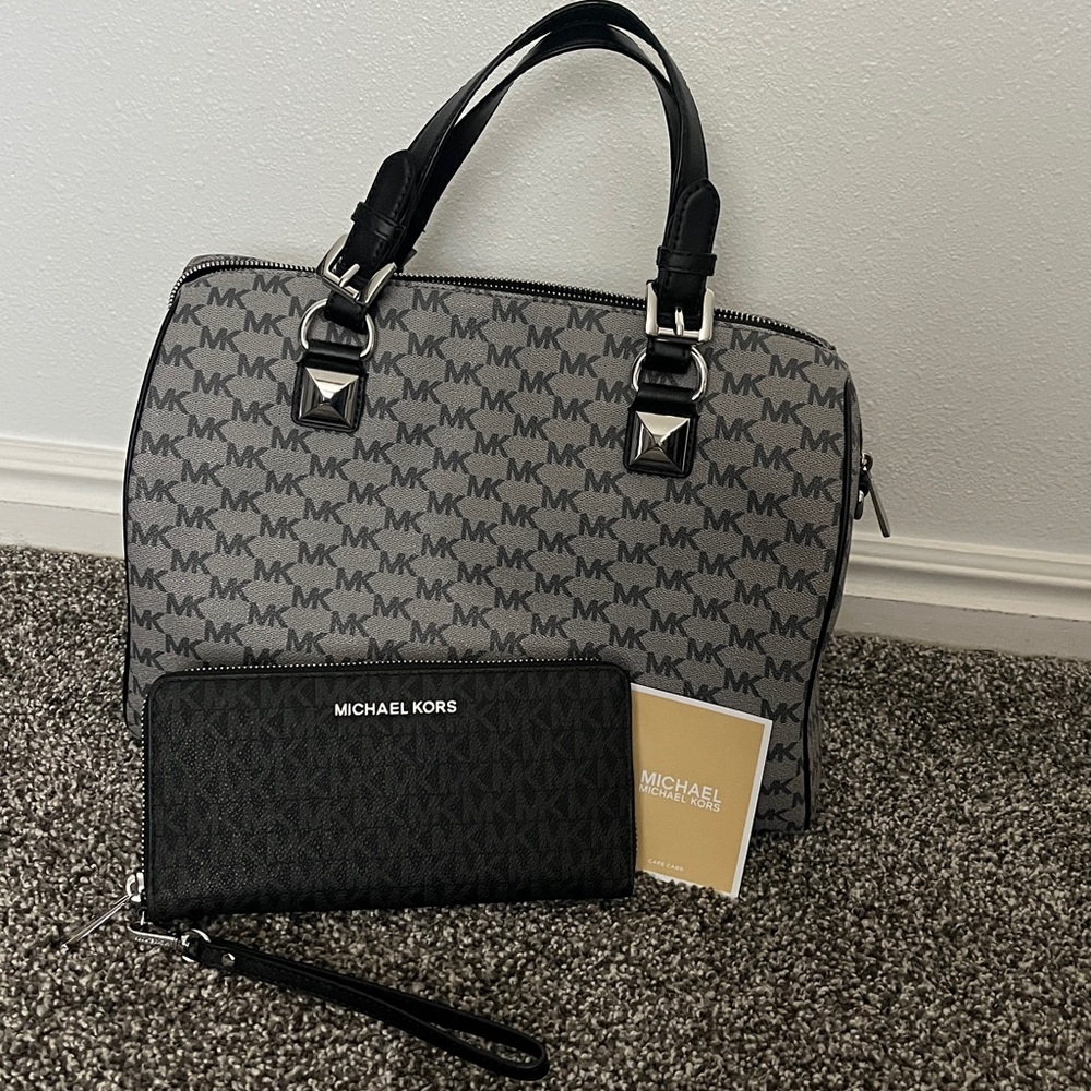 Michael Kors Grayson Black and Gray Monogram Duffel & Wallet